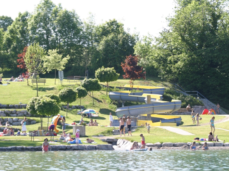 strandbad mattsee 800x600