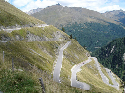 timmelsjoch-serpentinen1