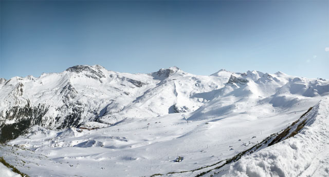 Hintertuxer_Gletscher___Panorama_Skigebiet-1