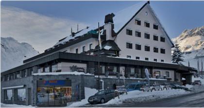 Skiverleih St. Christoph am Arlberg Intersport