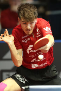 Salzburg und Kennelbach feiern 4:1-Auswärts-Siege, 3:3 nach 0:3! Wels gelingt im Hit der Rückschlag gegen Wr. Neustadt
